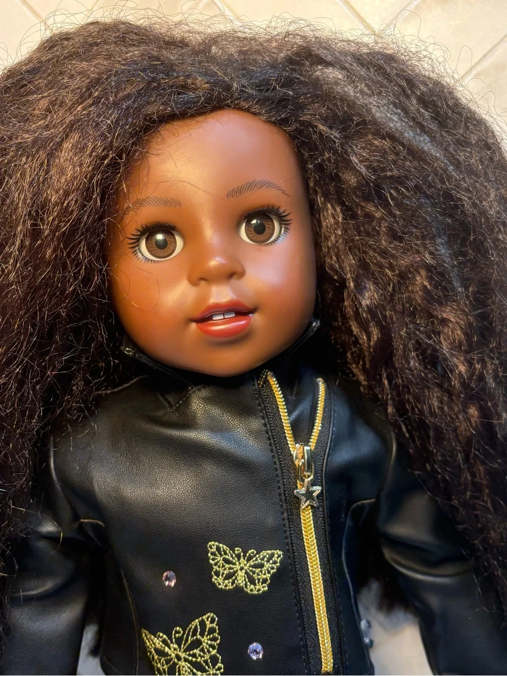 American Girl Doll  18” World by Us Makena Williams w/Original Black Jacket